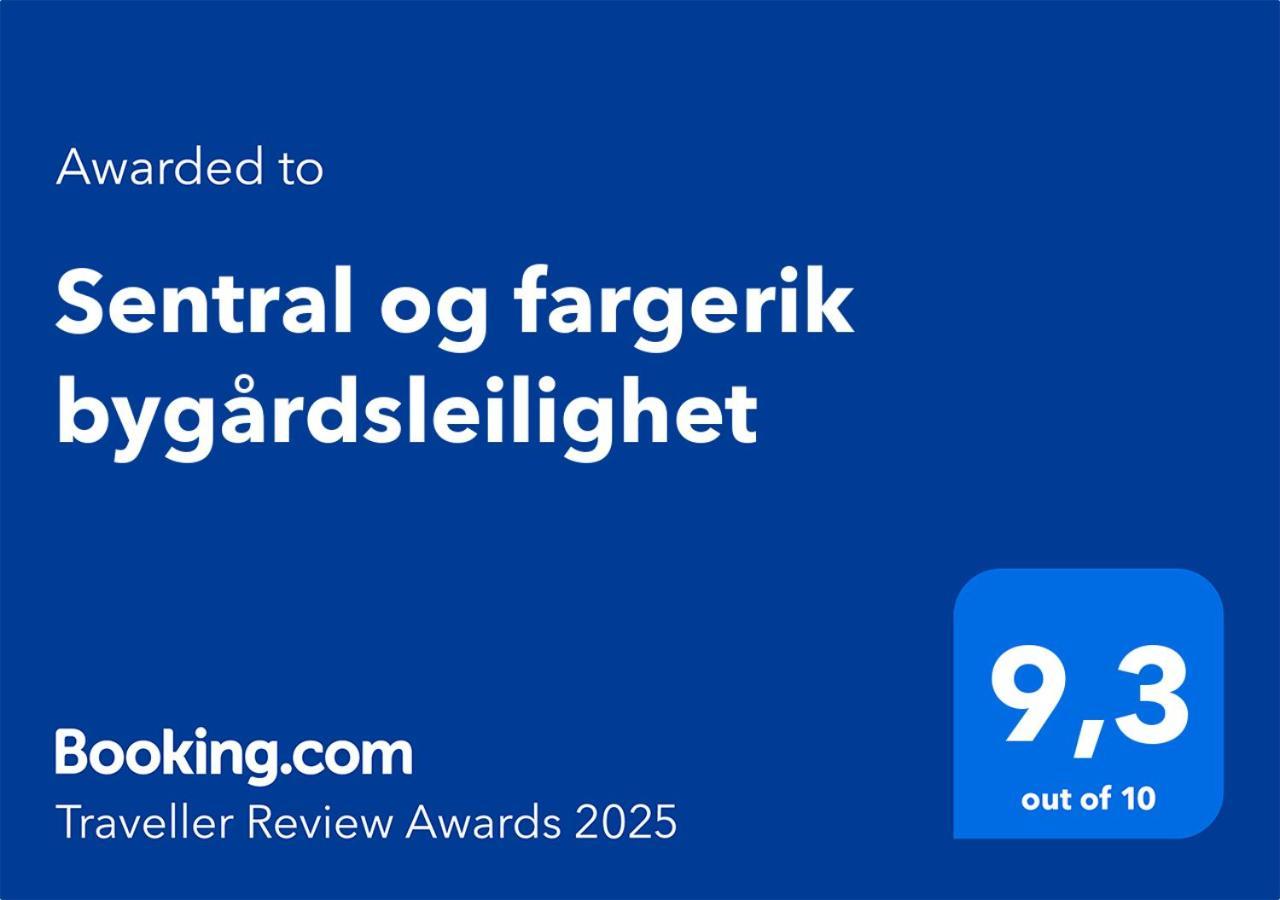 Sentral Og Fargerik Bygardsleilighet Halden Bagian luar foto